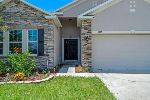 Villa ou maison à vendre à Dundee, Floride: 4 chambres, 174.56 m2 № 1873070 - photo 3