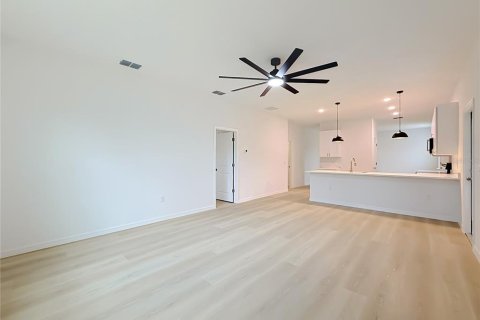 Villa ou maison à vendre à Eustis, Floride: 3 chambres, 158.12 m2 № 2415458 - photo 19