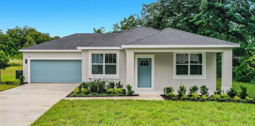 Villa ou maison à Eustis, Floride 3 chambres, 158.12 m2 № 2415458
