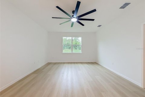Villa ou maison à vendre à Eustis, Floride: 3 chambres, 158.12 m2 № 2415458 - photo 15
