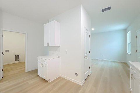 Villa ou maison à vendre à Eustis, Floride: 3 chambres, 158.12 m2 № 2415458 - photo 10