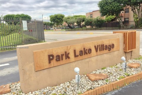 Квартира в Майами, Флорида 2 спальни, 81.2м2 № 2005008