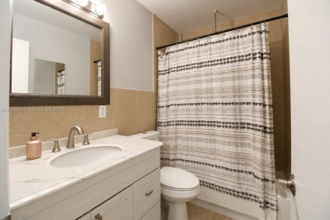 Casa en venta en Pembroke Pines, Florida, 3 dormitorios, 105.63 m2 № 2246123 - foto 17