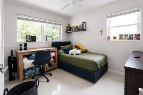 Casa en venta en Pembroke Pines, Florida, 3 dormitorios, 105.63 m2 № 2246123 - foto 16