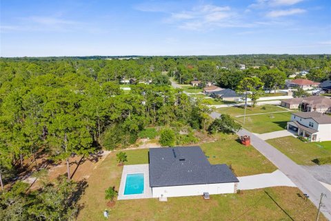 House in Weeki Wachee, Florida 3 bedrooms, 177.44 sq.m. № 1894171 - photo 3
