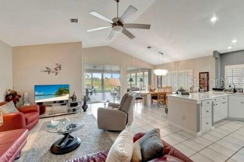 House in Venice, Florida 3 bedrooms, 181.9 sq.m. № 1446685 - photo 5