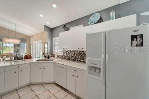 House in Venice, Florida 3 bedrooms, 181.9 sq.m. № 1446685 - photo 11
