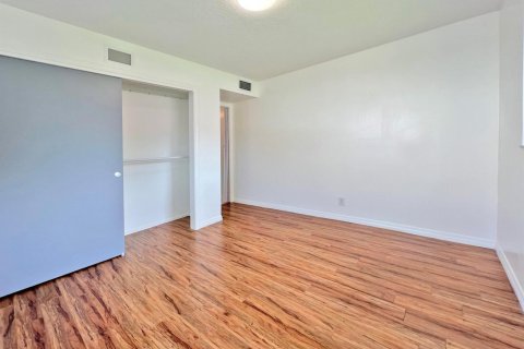 Villa ou maison à vendre à Fort Lauderdale, Floride: 3 chambres, 166.76 m2 № 2317035 - photo 18
