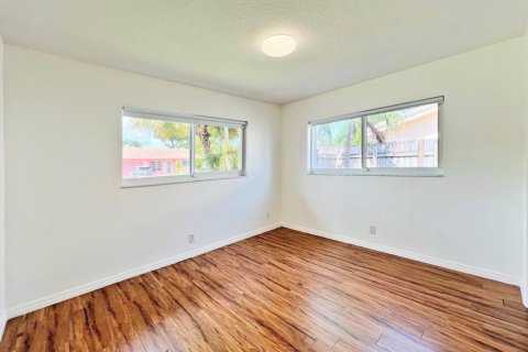 Villa ou maison à vendre à Fort Lauderdale, Floride: 3 chambres, 166.76 m2 № 2317035 - photo 17