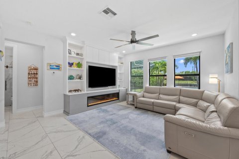 House in Boynton Beach, Florida 4 bedrooms, 216.56 sq.m. № 2175773 - photo 28