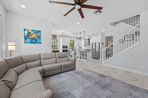 House in Boynton Beach, Florida 4 bedrooms, 216.56 sq.m. № 2175773 - photo 29