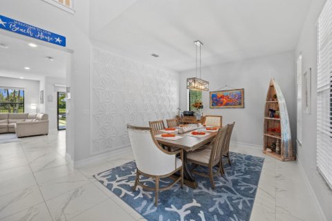 House in Boynton Beach, Florida 4 bedrooms, 216.56 sq.m. № 2175773 - photo 17