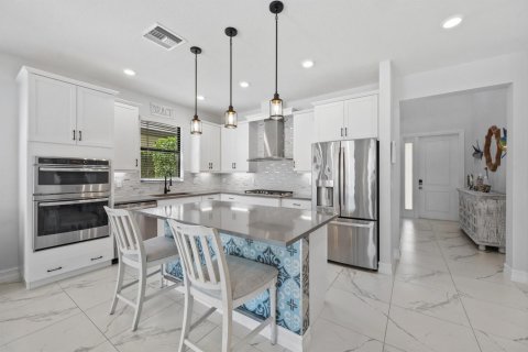 House in Boynton Beach, Florida 4 bedrooms, 216.56 sq.m. № 2175773 - photo 20