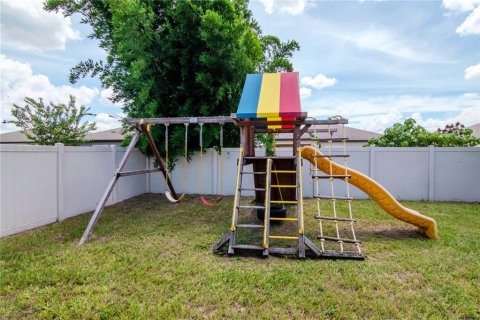 House in Spring Hill, Florida 4 bedrooms, 178.74 sq.m. № 1807278 - photo 29