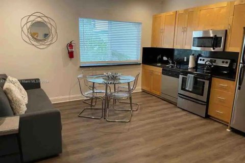 Copropriété à vendre à Miami Beach, Floride: 2 chambres, 68.75 m2 № 2259780 - photo 9