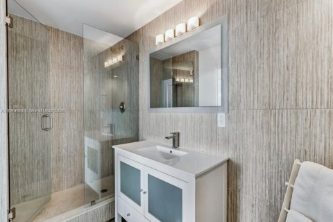 Купить кондоминиум в Майами-Бич, Флорида 2 спальни, 135.17м2, № 2020652 - фото 17