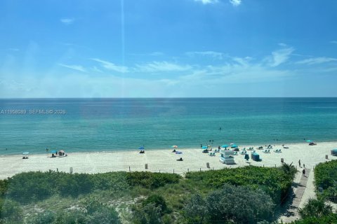 Купить кондоминиум в Майами-Бич, Флорида 2 спальни, 135.17м2, № 2020652 - фото 20