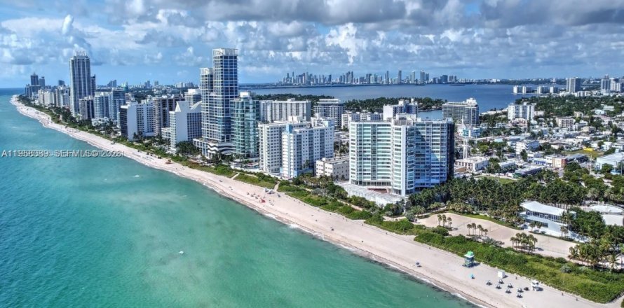Кондоминиум с 2 спальнями в Майами-Бич, Флорида № 2020652
