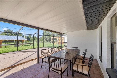 House in Ocala, Florida 4 bedrooms, 181.62 sq.m. № 2232909 - photo 9