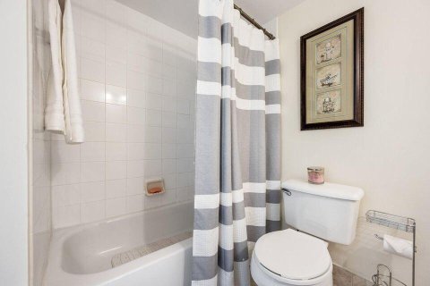 Condo in Royal Palm Beach, Florida, 2 bedrooms № 2168321 - photo 8