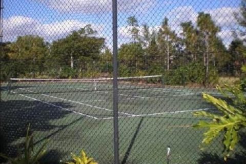 Condo in Royal Palm Beach, Florida, 2 bedrooms № 2168321 - photo 19