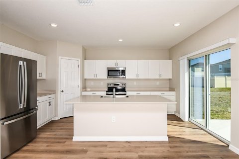 Villa ou maison à vendre à Winter Haven, Floride: 5 chambres, 229.47 m2 № 1873439 - photo 4