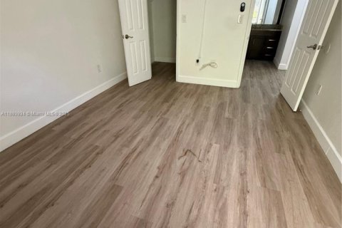 Copropriété à louer à Miami, Floride: 2 chambres, 89.93 m2 № 1947892 - photo 28