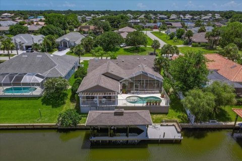 House in Palm Coast, Florida 4 bedrooms, 251.3 sq.m. № 1801571 - photo 1