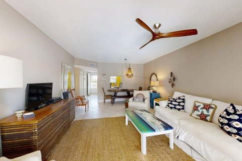 Condo in Boca Raton, Florida, 2 bedrooms  № 2189896 - photo 5