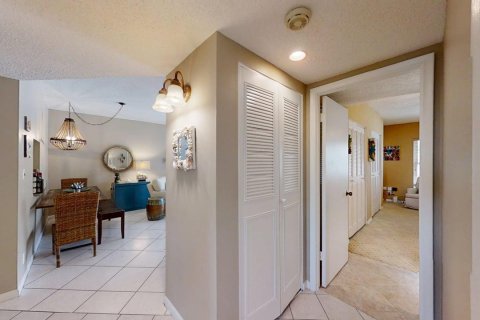 Condo in Boca Raton, Florida, 2 bedrooms  № 2189896 - photo 9