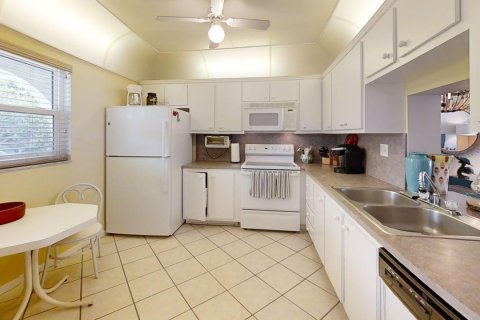 Condo in Boca Raton, Florida, 2 bedrooms  № 2189896
