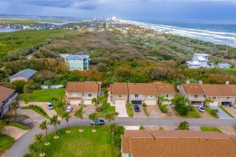 Adosado en alquiler en Ponce Inlet, Florida, 2 dormitorios, 180.42 m2 № 1899346 - foto 1