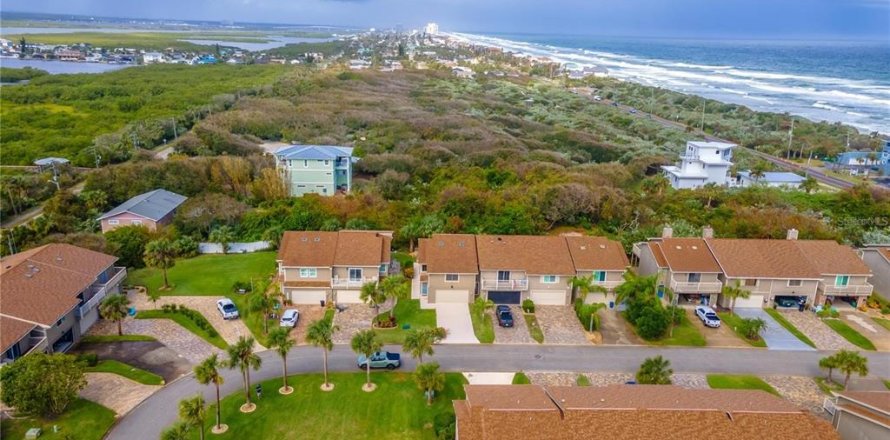 Adosado en Ponce Inlet, Florida 2 dormitorios, 180.42 m2 № 1899346