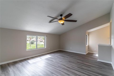 Adosado en alquiler en Ponce Inlet, Florida, 2 dormitorios, 180.42 m2 № 1899346 - foto 10