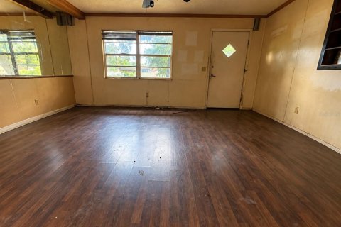Villa ou maison à vendre à Apopka, Floride: 4 chambres, 133.97 m2 № 2399494 - photo 2