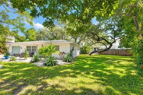 Villa ou maison à vendre à Palm Harbor, Floride: 2 chambres, 114.27 m2 № 2410187 - photo 12