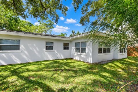 Villa ou maison à vendre à Palm Harbor, Floride: 2 chambres, 114.27 m2 № 2410187 - photo 17