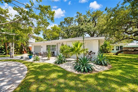 Villa ou maison à vendre à Palm Harbor, Floride: 2 chambres, 114.27 m2 № 2410187 - photo 4