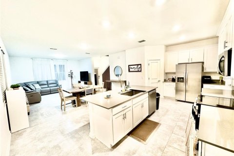 Casa en venta en Clermont, Florida, 3 dormitorios, 170.2 m2 № 1618608 - foto 2
