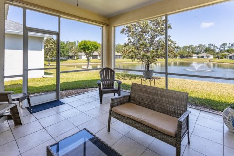 House in Palm Coast, Florida 3 bedrooms, 163.51 sq.m. № 1659328 - photo 5