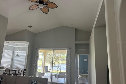 House in Palm Coast, Florida 3 bedrooms, 163.51 sq.m. № 1659328 - photo 12