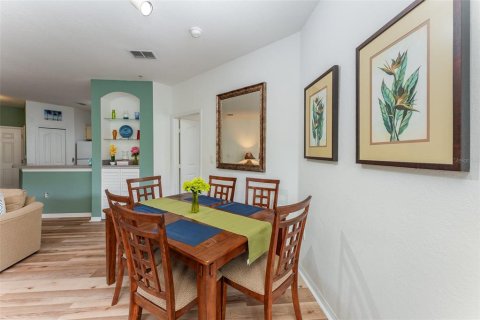 Condo in Kissimmee, Florida, 2 bedrooms  № 1619081 - photo 10
