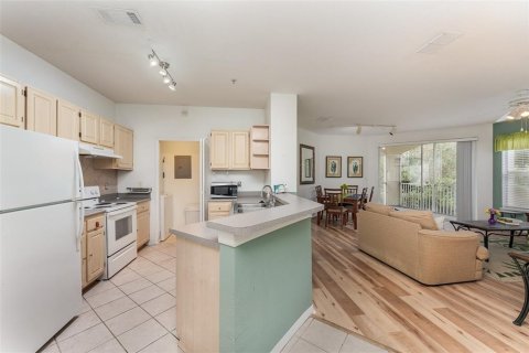 Condo in Kissimmee, Florida, 2 bedrooms  № 1619081 - photo 5