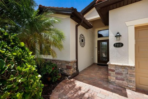 Casa en venta en Bradenton, Florida, 4 dormitorios, 186.36 m2 № 2150968 - foto 3