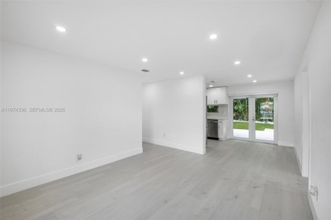 Купить виллу или дом в Холливуд, Флорида 4 спальни, 102.19м2, № 2036605 - фото 6