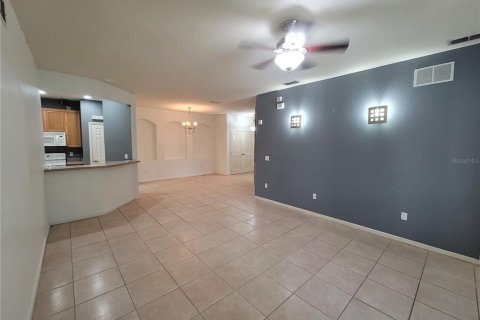 Condominio en venta en Kissimmee, Florida, 3 dormitorios, 138.89 m2 № 2218839 - foto 3