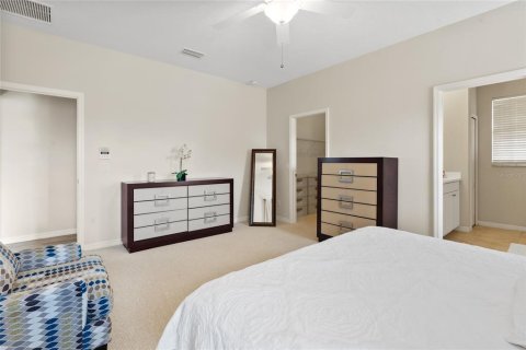 House in Orlando, Florida 3 bedrooms, 166.85 sq.m. № 1648860 - photo 22