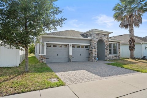 House in Orlando, Florida 3 bedrooms, 166.85 sq.m. № 1648860 - photo 2