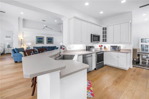 Villa ou maison à louer à Bradenton, Floride: 3 chambres, 201.78 m2 № 2136352 - photo 24