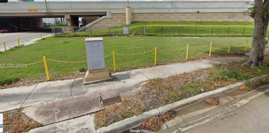 Immobilier commercial à Miami, Floride № 2032167